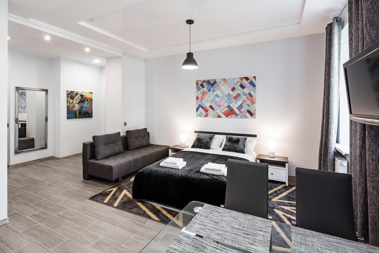 New Studio With Balcony Львов Экстерьер фото