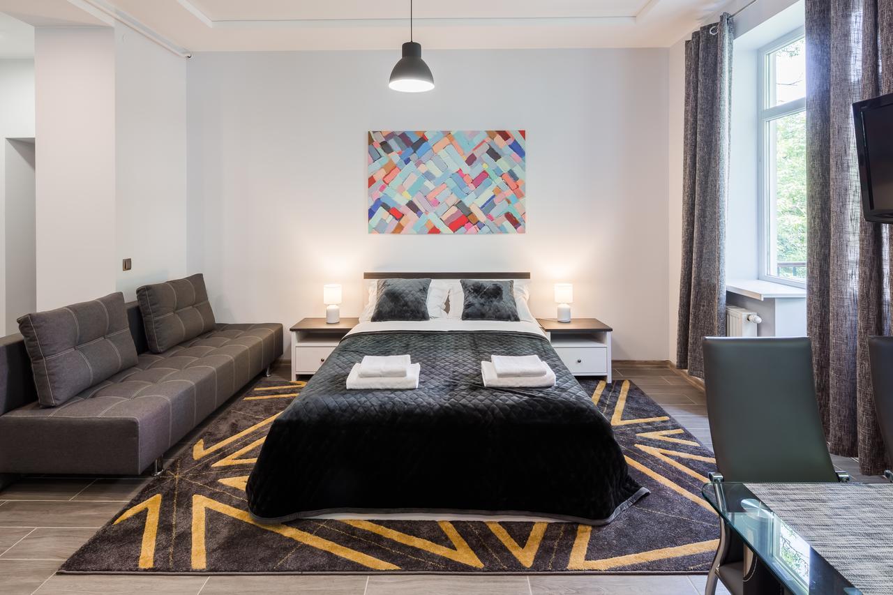 New Studio With Balcony Львов Экстерьер фото