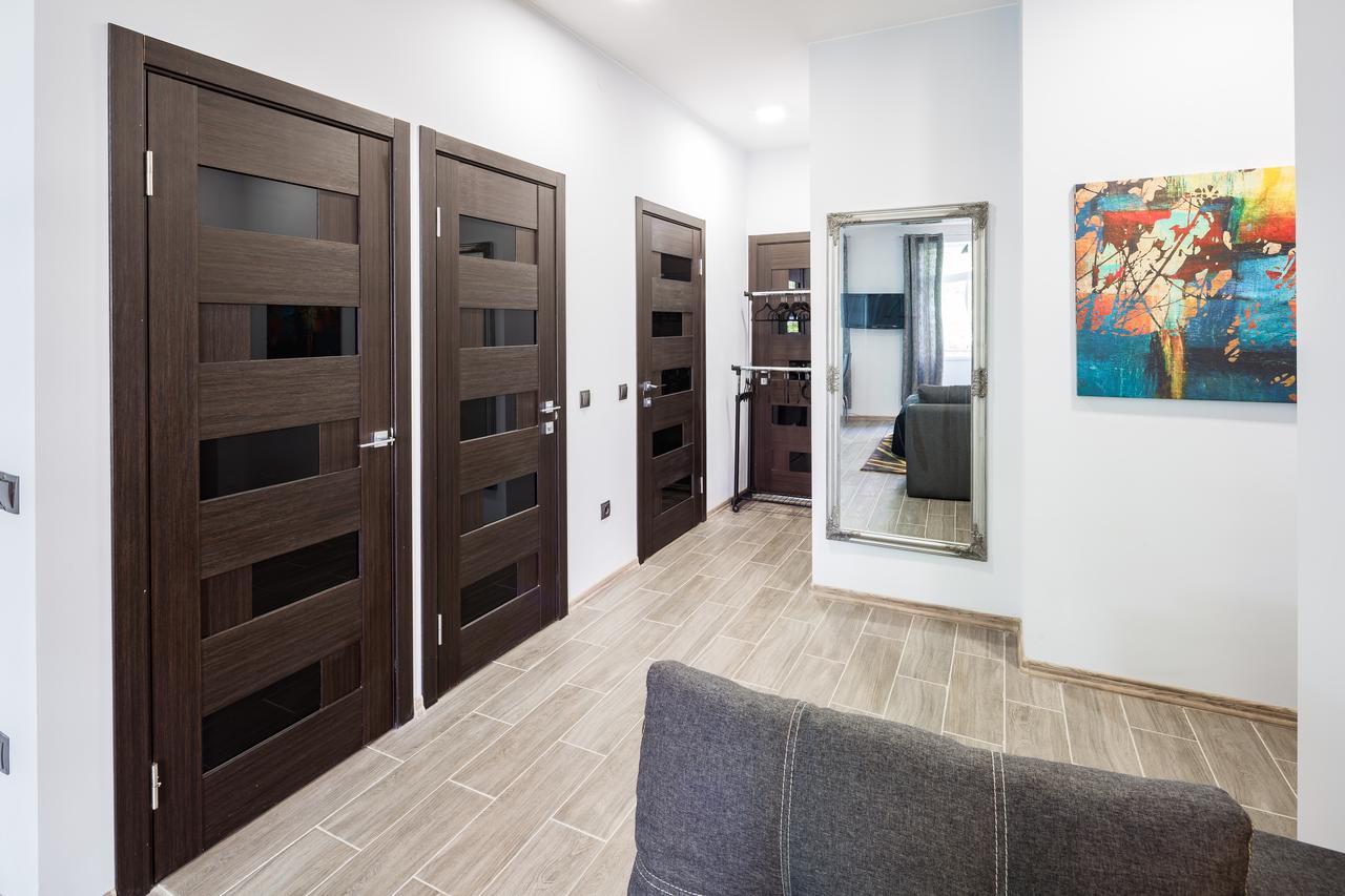New Studio With Balcony Львов Экстерьер фото